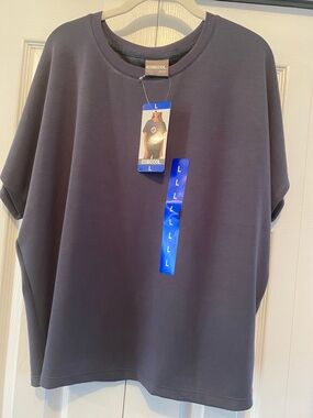 32 Cool Scuba Crewneck Tee